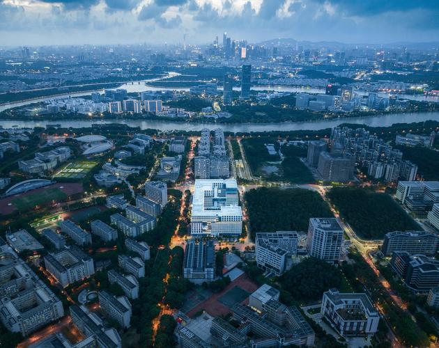 广州番禺交通建设投资